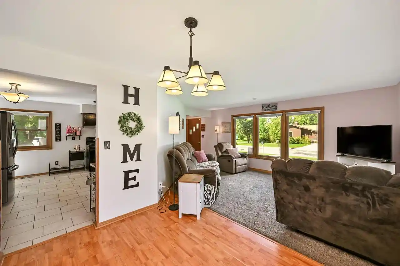 Photo 1 of Single family home for sale at 727 W Abbott Ave, Milwaukee, WI 53221 | MLS# 1982228 | Listing updated on 2026-10-22