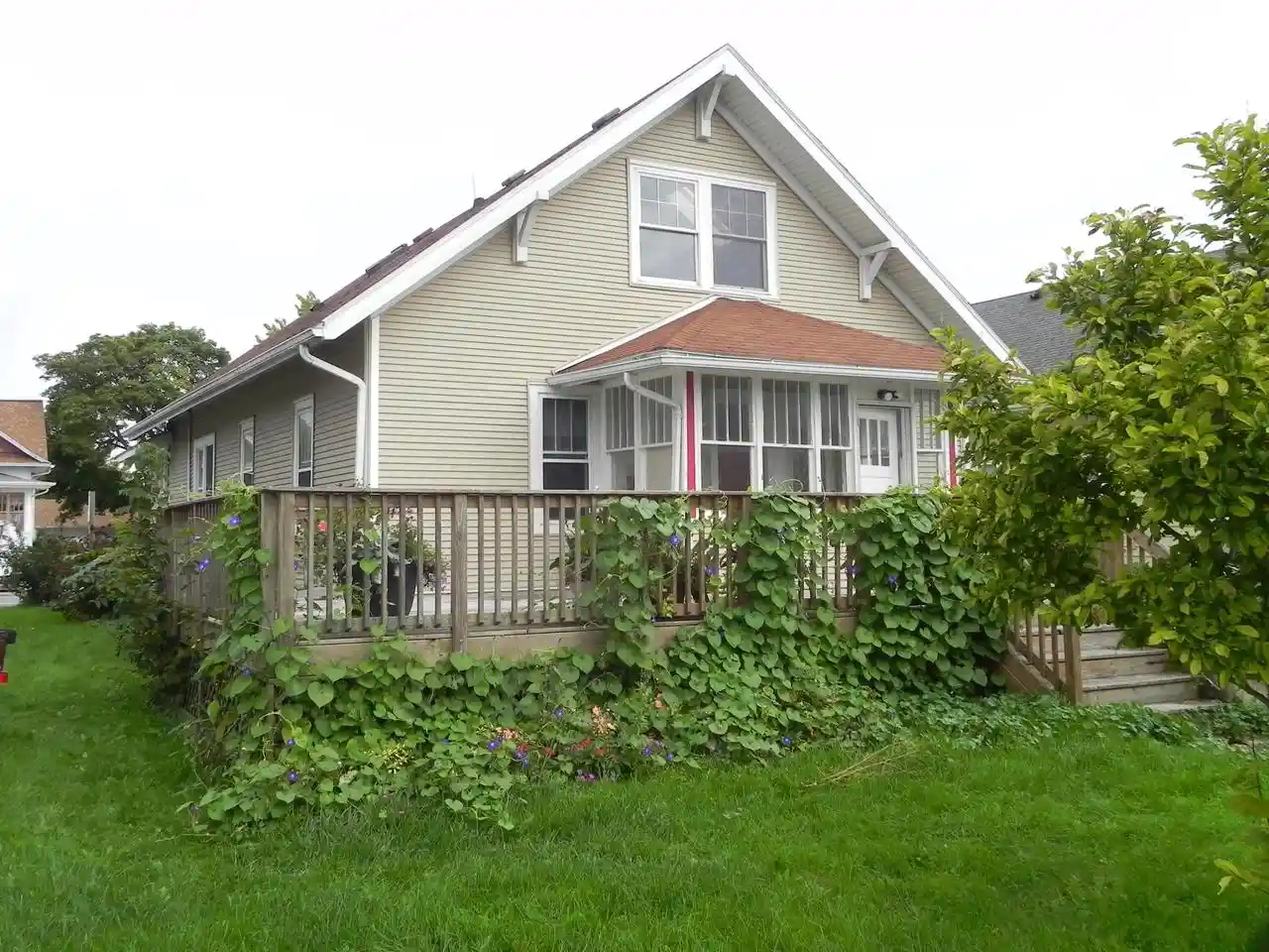 Photo 3 of Single family home for sale at 669 Main St, Belgium, WI 53004 | MLS# 1982233 | Listing updated on 2026-09-25