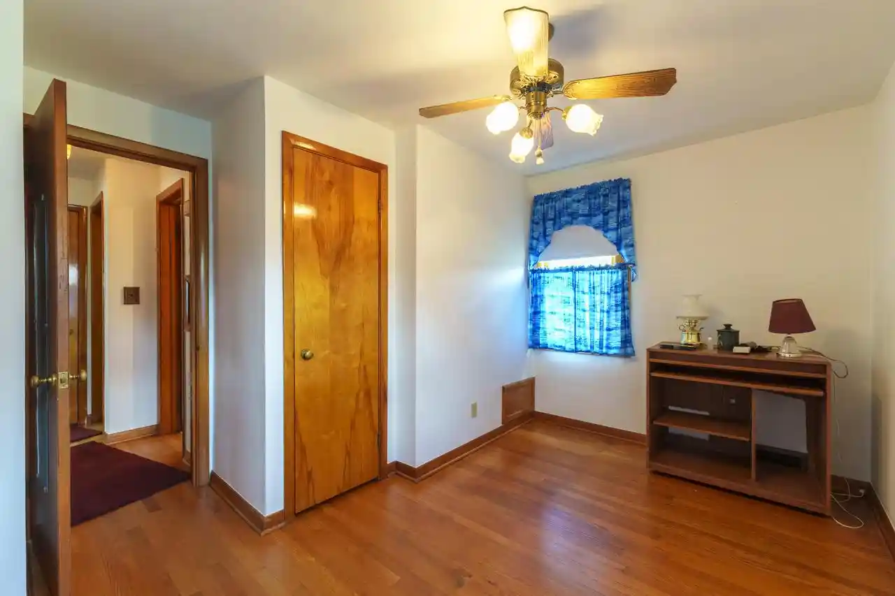 Photo 4 of Single family home for sale at 1502 River Dr, Watertown, WI 53094 | MLS# 1982243 | Listing updated on 2026-09-28