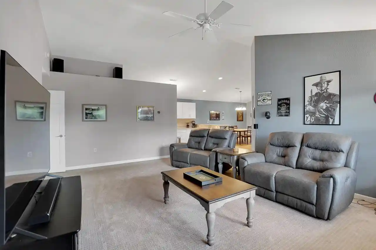 Photo 4 of Condo for sale at 586 Grandview Ct #B, Pewaukee, WI 53072 | MLS# 1982249 | Listing updated on 2026-09-27