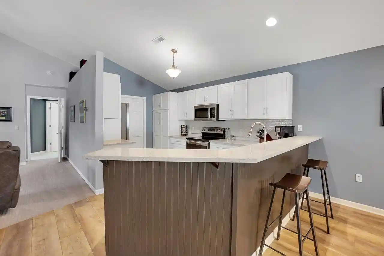 Listing Photo 24 - Condo for sale in 586 Grandview Ct located at 586 Grandview Ct, Pewaukee, WI 53072 - Unit 586 Grandview Ct