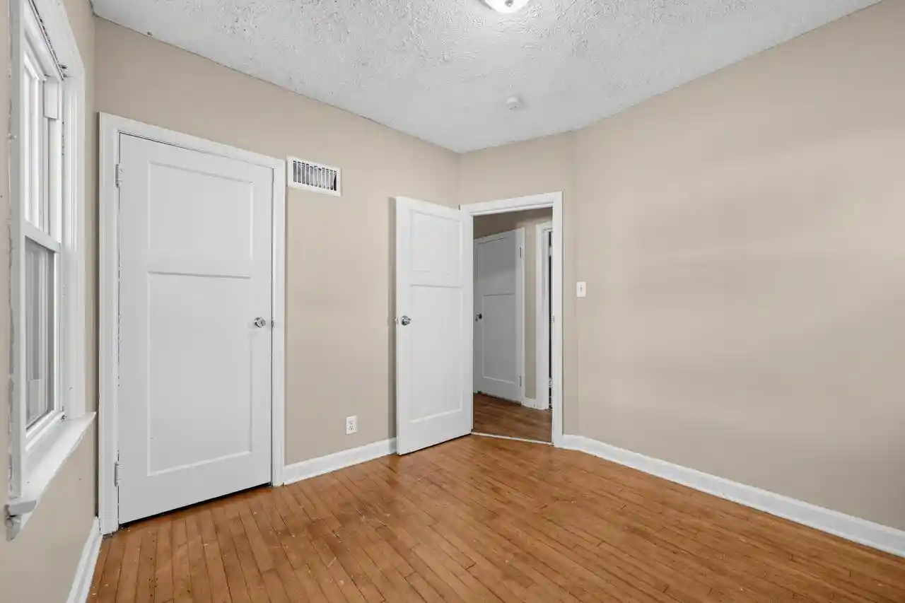 Photo 3 of Sale Pending at 5521 N 33rd St Milwaukee, Milwaukee, WI 53209 | MLS# 1982262 | Listing updated on 2026-10-10