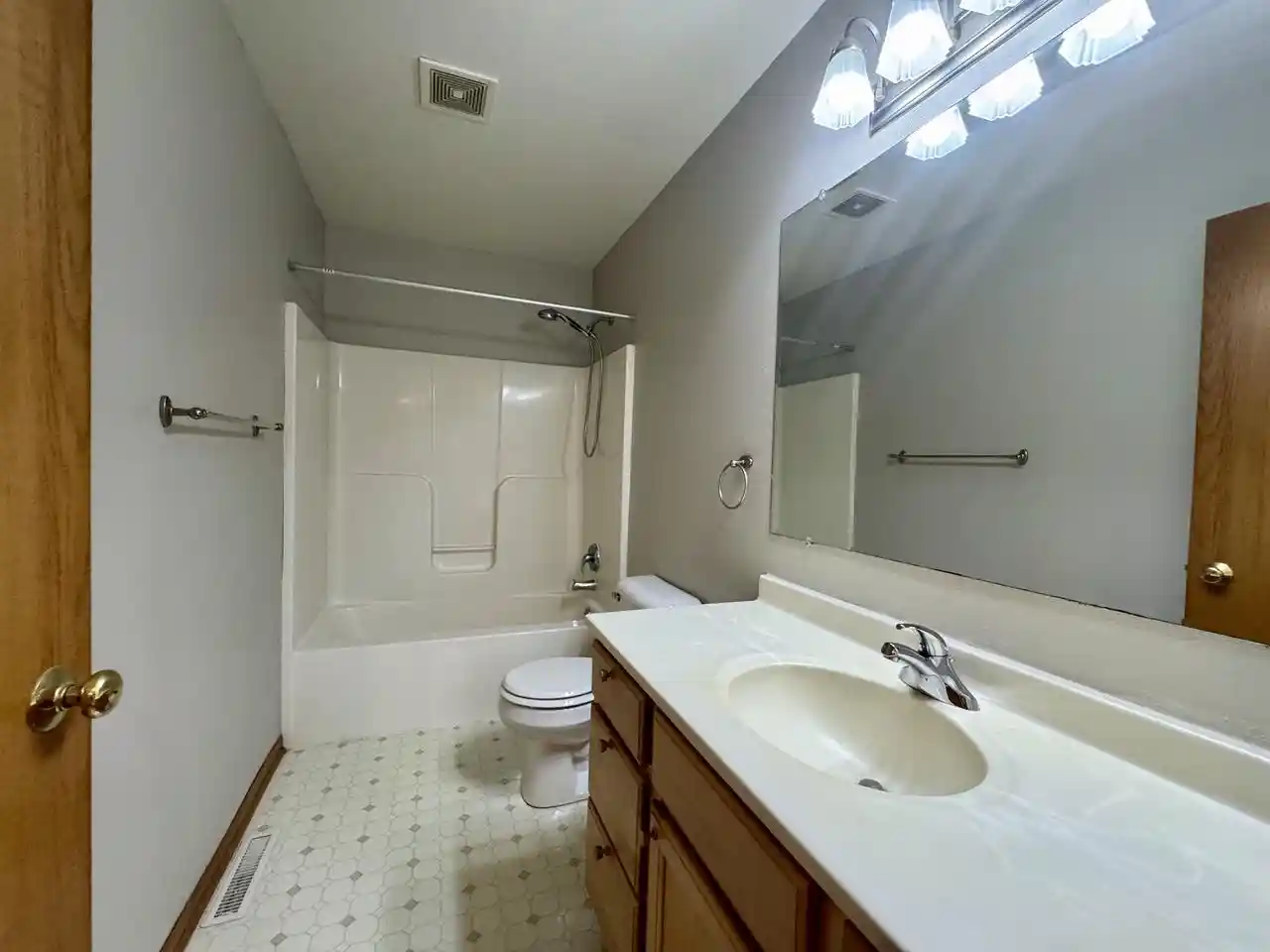 Photo 3 of Single family home for sale at 1129 Gils Way, Cross Plains, WI 53528 | MLS# 2033508 | Listing updated on 2026-09-25