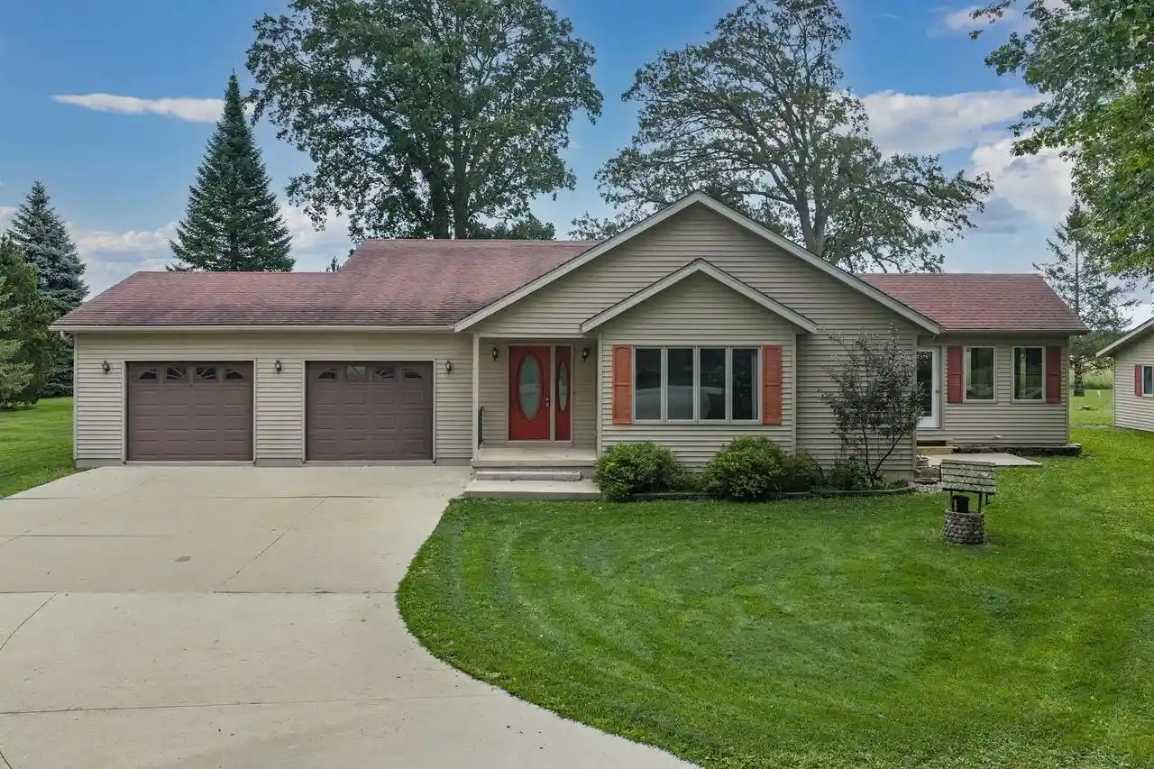 Single family home for sale at N3299 Hickory Dr, Waupun, WI 53963 | MLS# 2033509