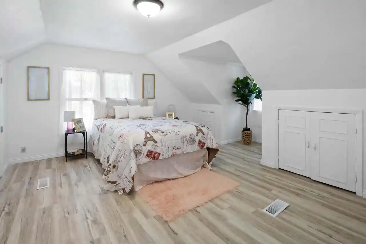 Photo 3 of Single family home for sale at 3913 N 70th Street, Milwaukee, WI 53216 | MLS# 1982270 | Listing updated on 2026-10-04