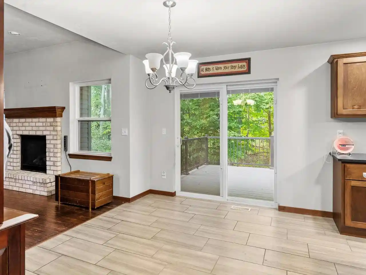 Photo 2 of Single family home for sale at 3318 Cimarron Ct, Manitowoc, WI 54220 | MLS# 1982279 | Listing updated on 2026-09-26