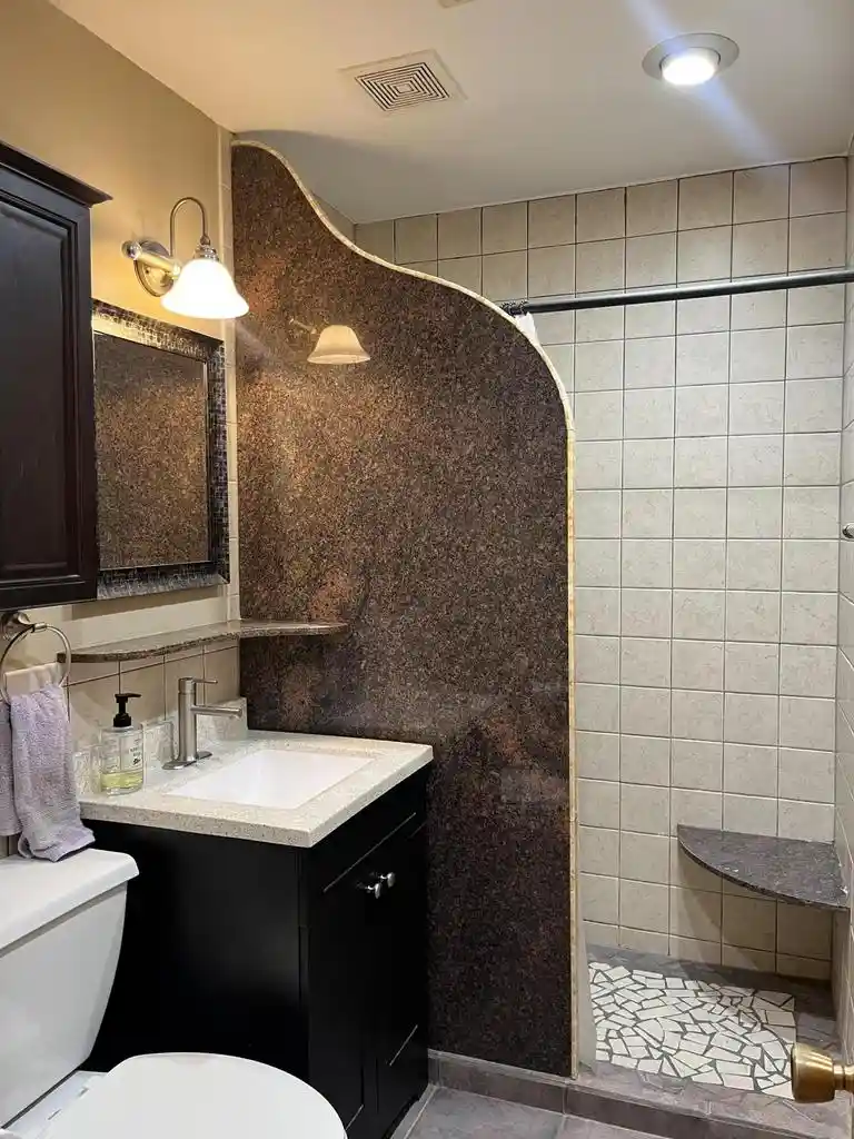 Photo 4 of Single family home for sale at 725 S Silverbrook Dr, West Bend, WI 53095 | MLS# 1982292 | Listing updated on 2026-10-08