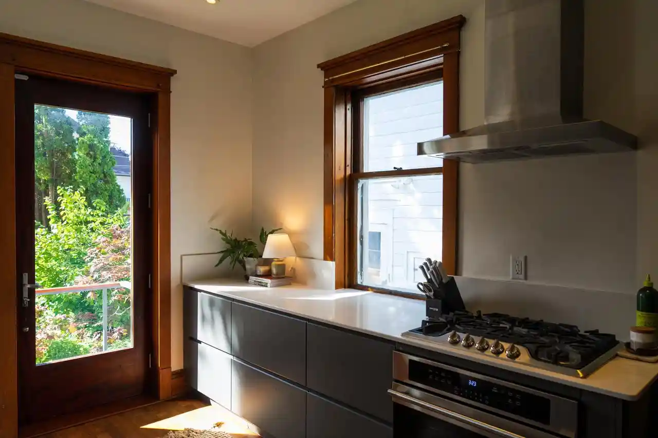 Photo 1 of Single family home for sale at 3007 N Farwell Ave, Milwaukee, WI 53211 | MLS# 1982300 | Listing updated on 2026-10-07