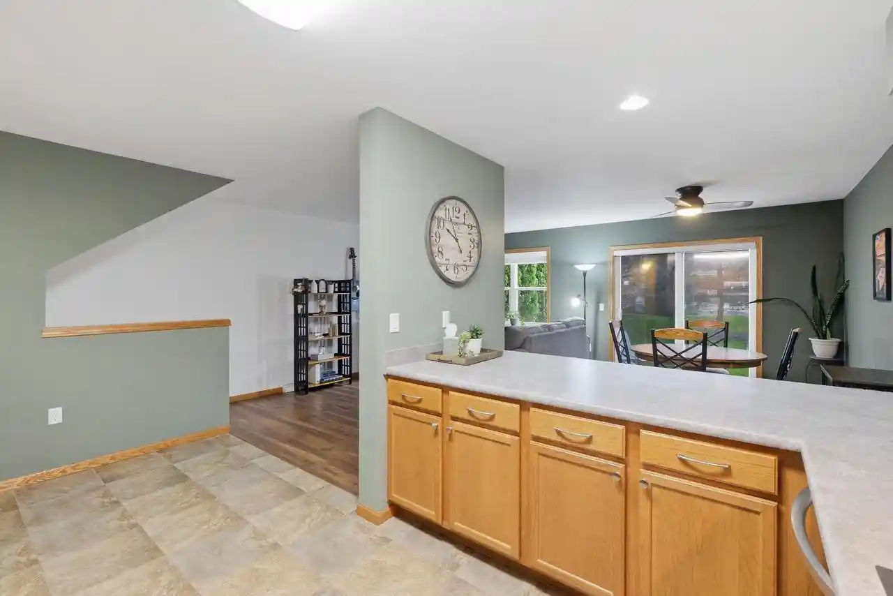 Listing Photo 4 - Condo for sale in building located at 315 Vorndran Dr, Belleville, WI 53508 - Unit #2