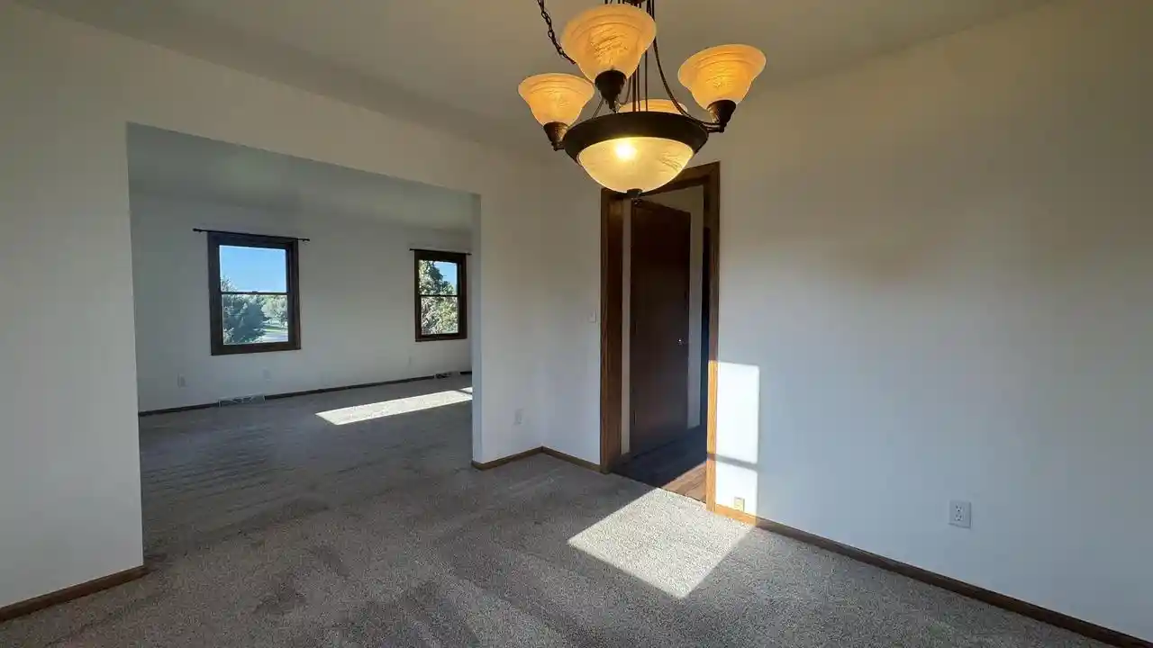 Photo 3 of Single family home for sale at N93w27616 Quail Holw Ct, Hartland, WI 53029 | MLS# 1982305 | Listing updated on 2026-10-07