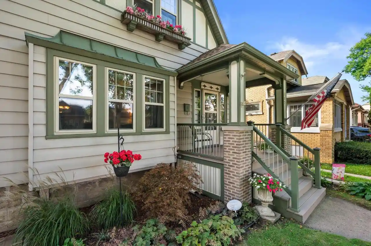Photo 1 of Single family home for sale at 837 S 17th Street, Milwaukee, WI 53204 | MLS# 1982307 | Listing updated on 2026-10-10