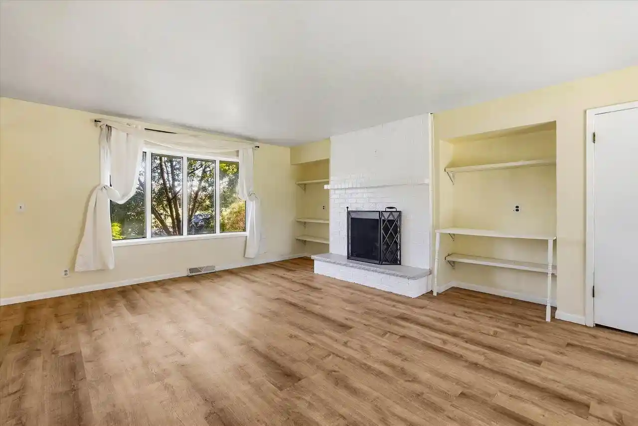 Photo 3 of Single family home for sale at 11145 N Riverland Ct, Mequon, WI 53092 | MLS# 1982308 | Listing updated on 2026-10-05