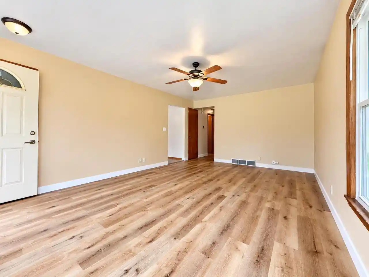 Photo 3 of Single family home for sale at 8401 S 36th Street, Franklin, WI 53132 | MLS# 1982309 | Listing updated on 2026-09-29