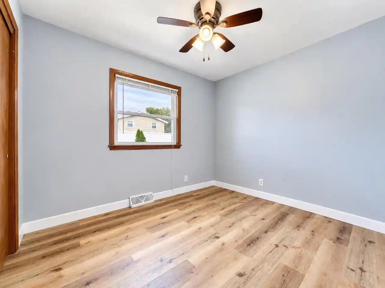 Photo 3 of Single family home for sale at 8401 S 36th Street, Franklin, WI 53132 | MLS# 1982309 | Listing updated on 2026-09-29