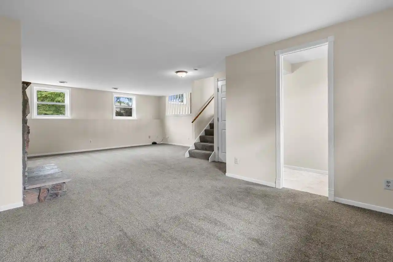 Photo 2 of Single family home for sale at W208s10489 N Karen Ct, Muskego, WI 53150 | MLS# 1982323 | Listing updated on 2026-09-27