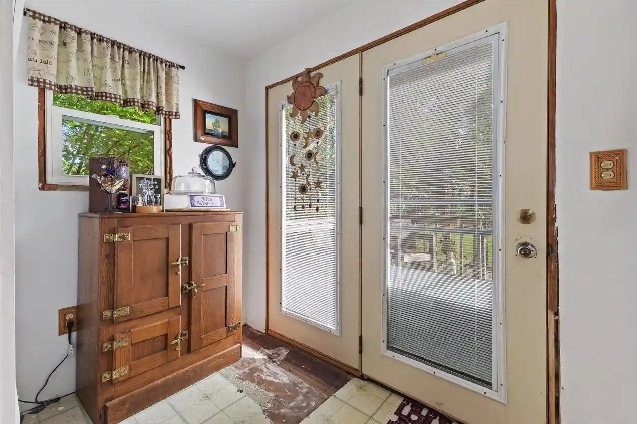 Photo 3 of Single family home for sale at 307 Lincoln Ave, Mukwonago, WI 53149 | MLS# 1982336 | Listing updated on 2026-10-01