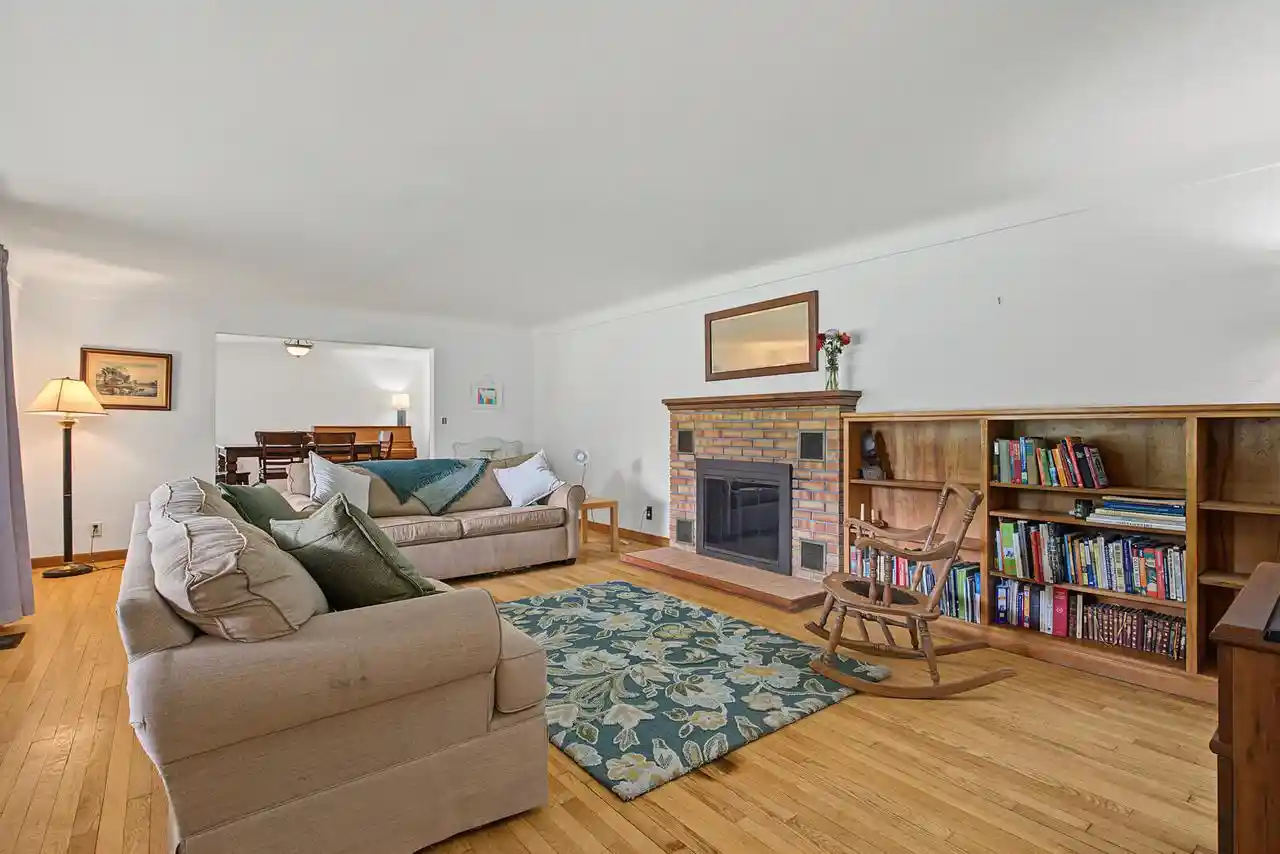 Photo 3 of Single family home for sale at N1769 Birchview Rd, La Crosse, WI 54601 | MLS# 1982337 | Listing updated on 2026-10-06