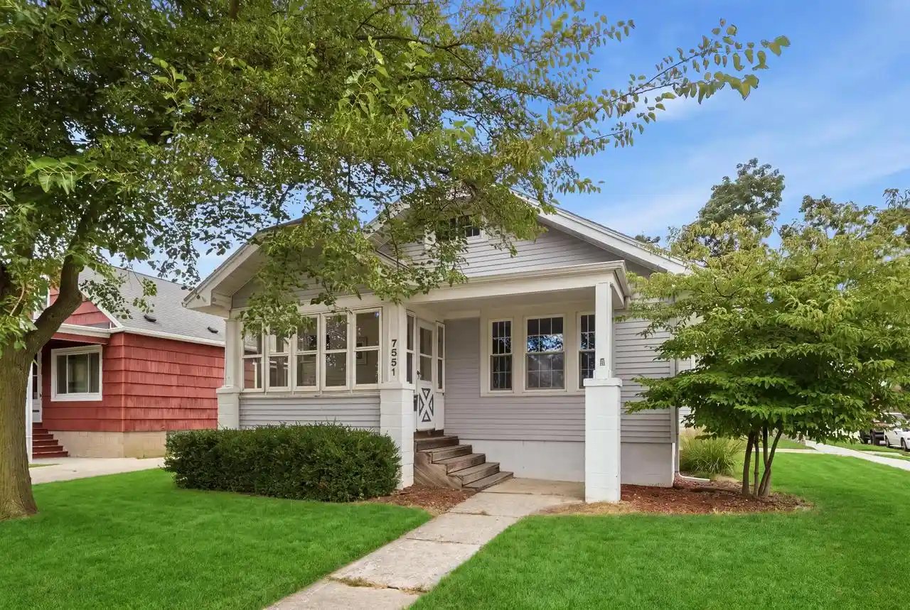 Photo 1 of Single family home for sale at 7551 27th Avenue, Kenosha, WI 53143 | MLS# 1982340 | Listing updated on 2026-10-01