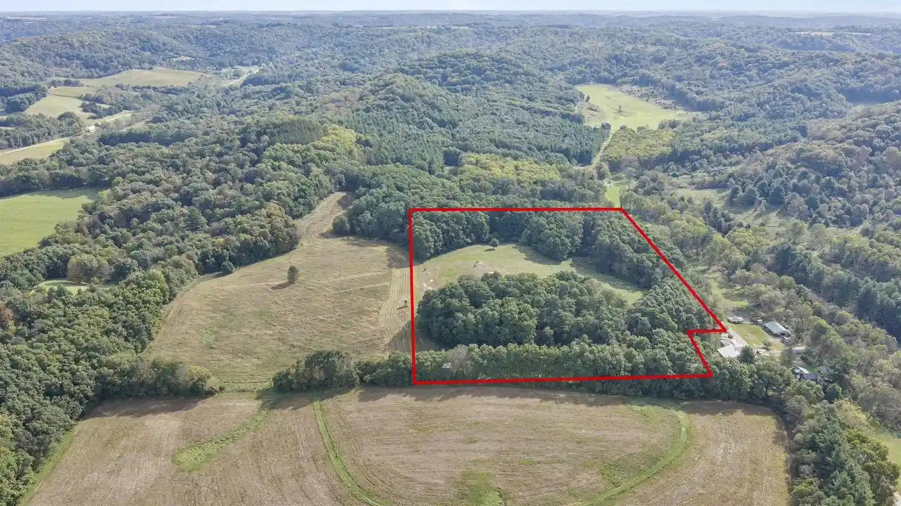 Photo 3 of Sale Pending at 25710 Poole Ln, Richland Center, WI 53581 | MLS# 2033543 | Listing updated on 2026-09-27