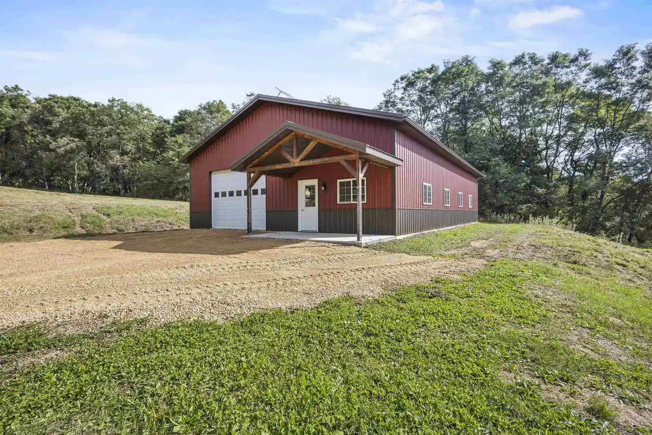 Photo 4 of Sale Pending at 25710 Poole Ln, Richland Center, WI 53581 | MLS# 2033543 | Listing updated on 2026-09-27