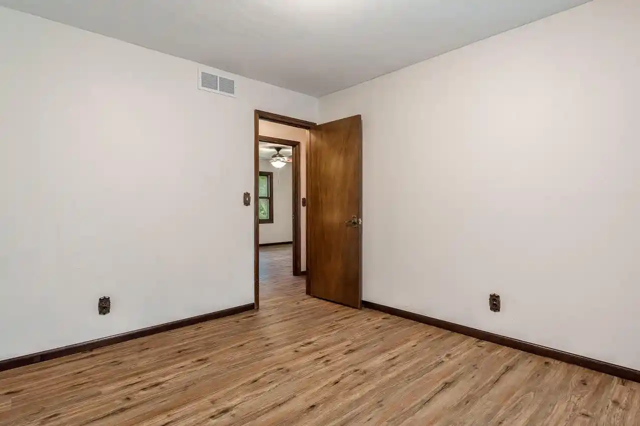 Photo 3 of Single family home for sale at 349 Sycamore Ln, Machesney Park, IL 61115 | MLS# 2033550 | Listing updated on 2026-10-01
