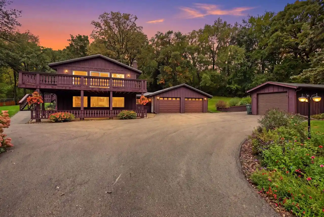 Photo 1 of Single family home for sale at 7959 N Pine View Dr, Edgerton, WI 53534 | MLS# 2033557 | Listing updated on 2026-10-02
