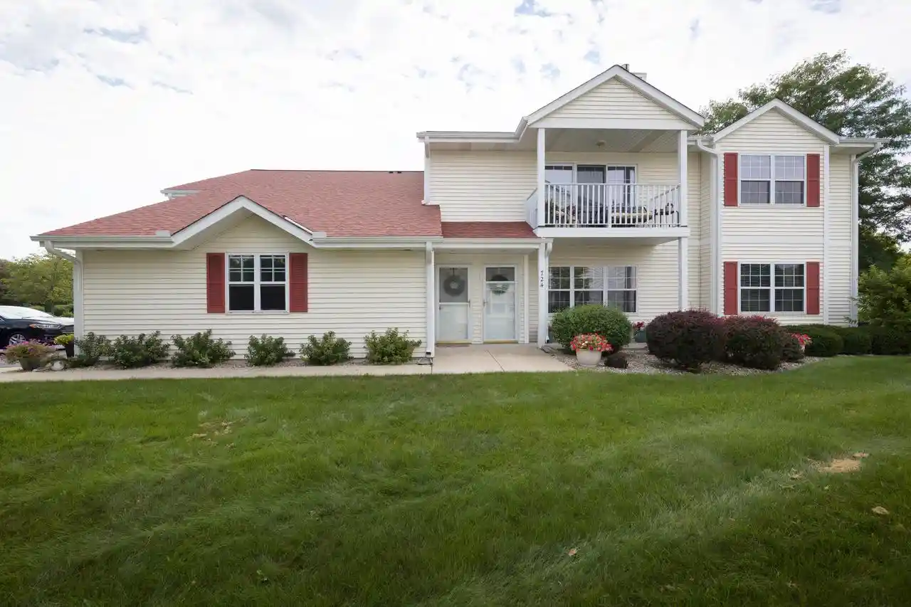 Condo for sale at 724 Wood River Ct #3, West Bend, WI 53095 | MLS# 1982362