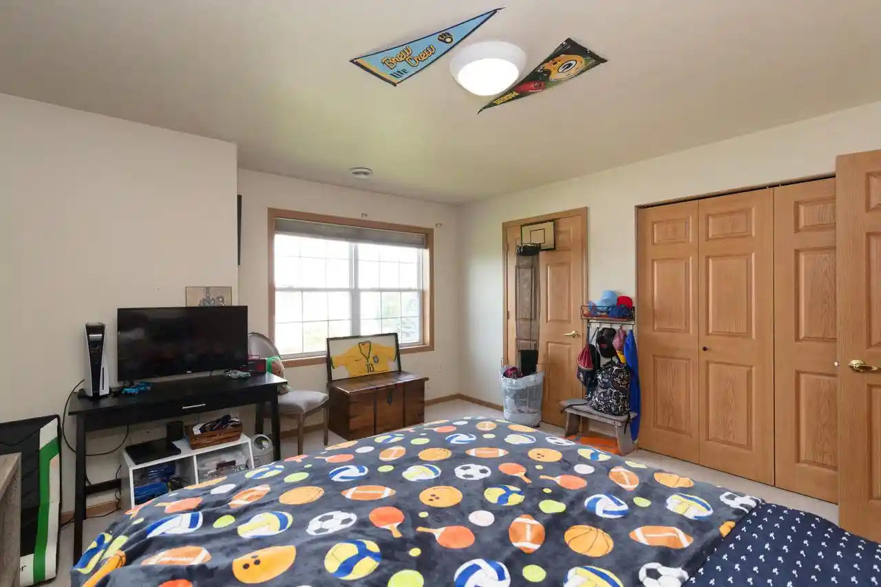 Photo 4 of Condo for sale at 724 Wood River Ct #3, West Bend, WI 53095 | MLS# 1982362 | Listing updated on 2026-10-05