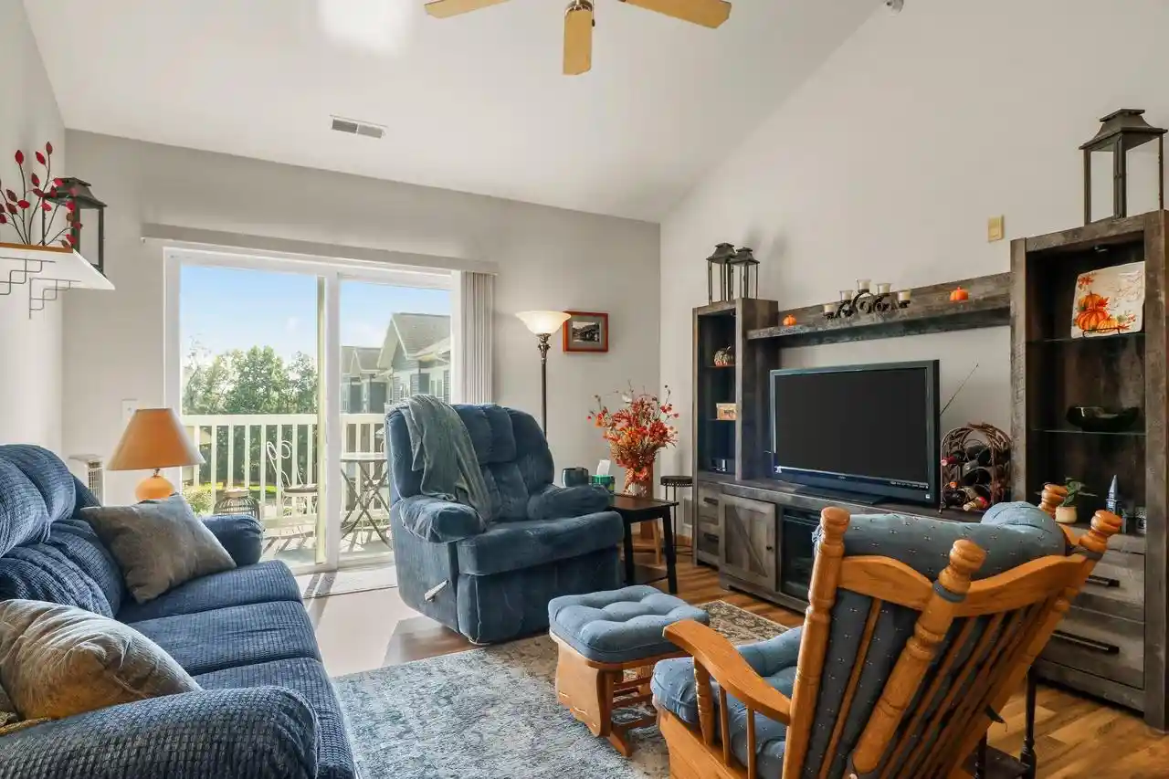 Listing Photo 4 - Condo for sale in building located at 3848 Maple Grv Dr, Madison, WI 53719 - Unit #312