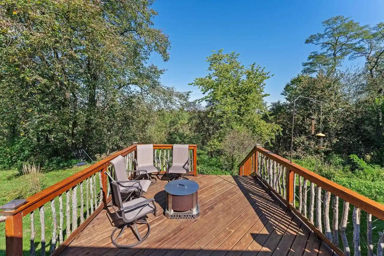 Photo 4 of Single family home for sale at E12272a County Rd T, Baraboo, WI 53913 | MLS# 2033560 | Listing updated on 2026-10-08