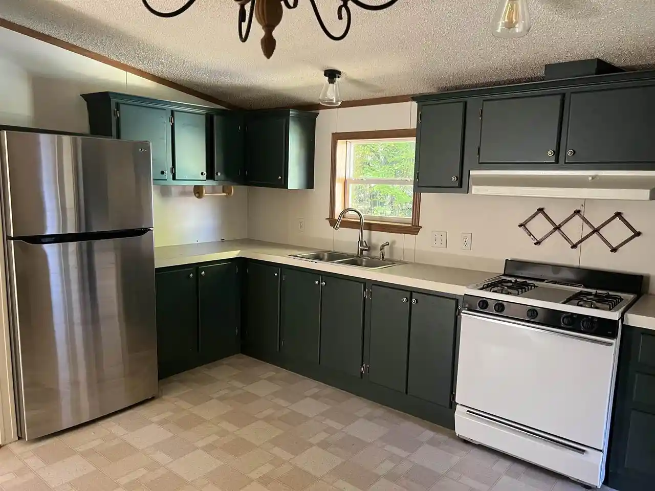 Photo 2 of Single family home for sale at 237308 Trappers Ln, Wausau, WI 54403 | MLS# 22604799 | Listing updated on 2026-09-28