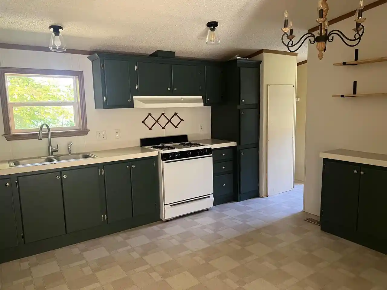 Photo 3 of Single family home for sale at 237308 Trappers Ln, Wausau, WI 54403 | MLS# 22604799 | Listing updated on 2026-09-28