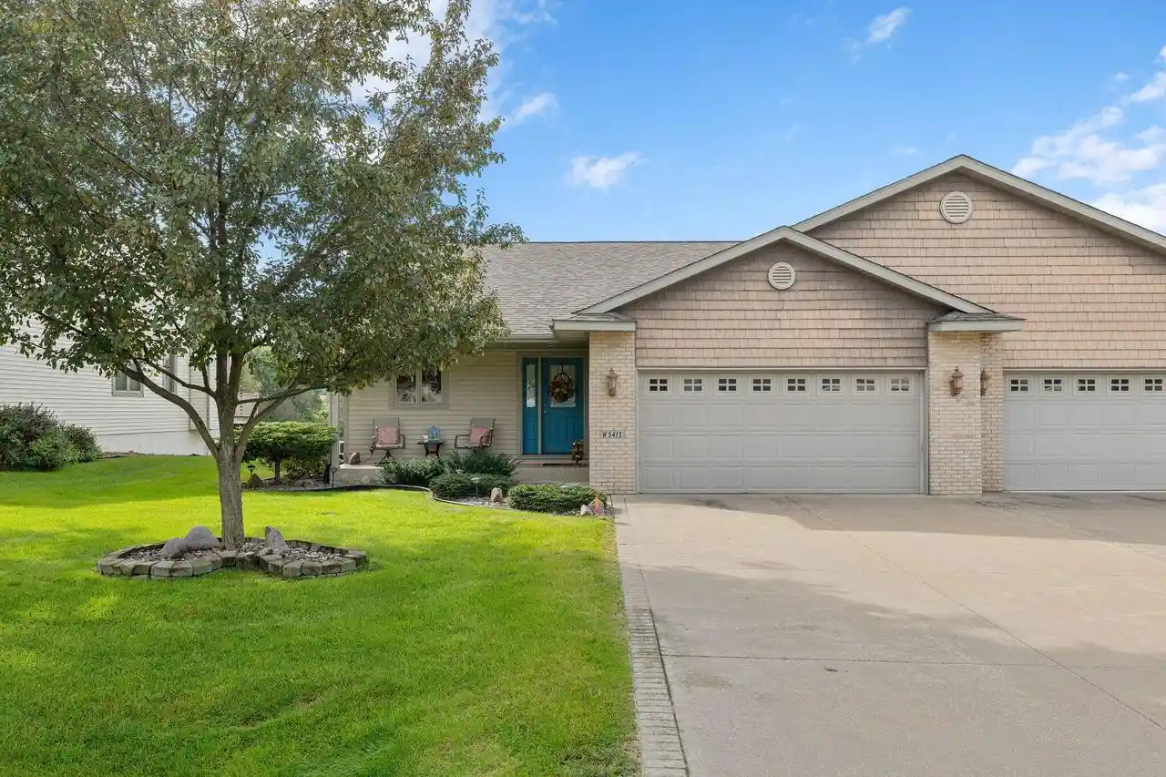 Condo for sale at W5415 Timbercreek Trl #10, La Crosse, WI 54601 | MLS# 1982369