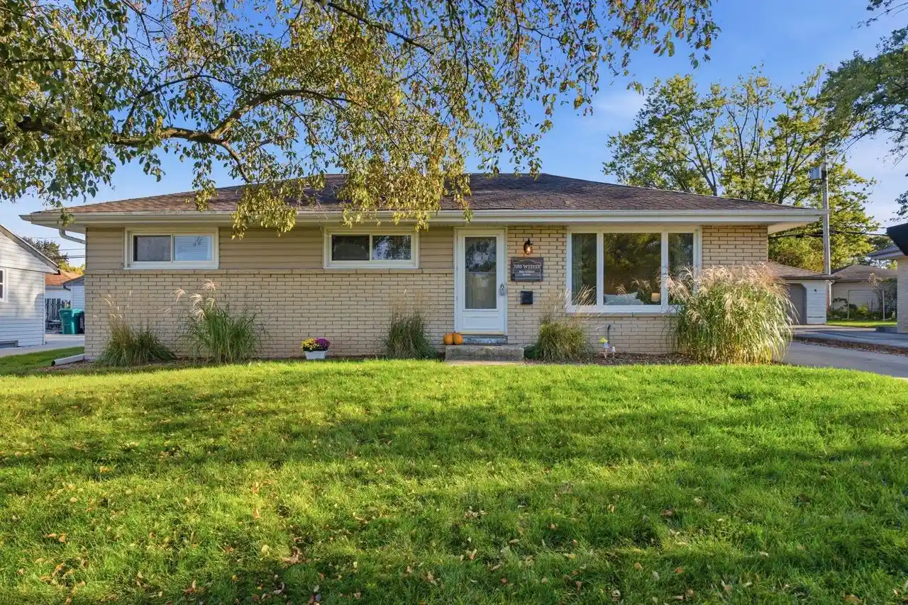 Photo 1 of Single family home for sale at N85w15153 Macarthur Dr, Menomonee Falls, WI 53051 | MLS# 1982373 | Listing updated on 2026-10-08