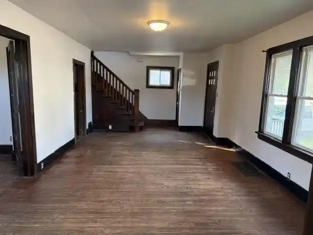 Photo 3 of Single family home for sale at 7229 Sheridan Rd, Kenosha, WI 53143 | MLS# 1982377 | Listing updated on 2026-10-09