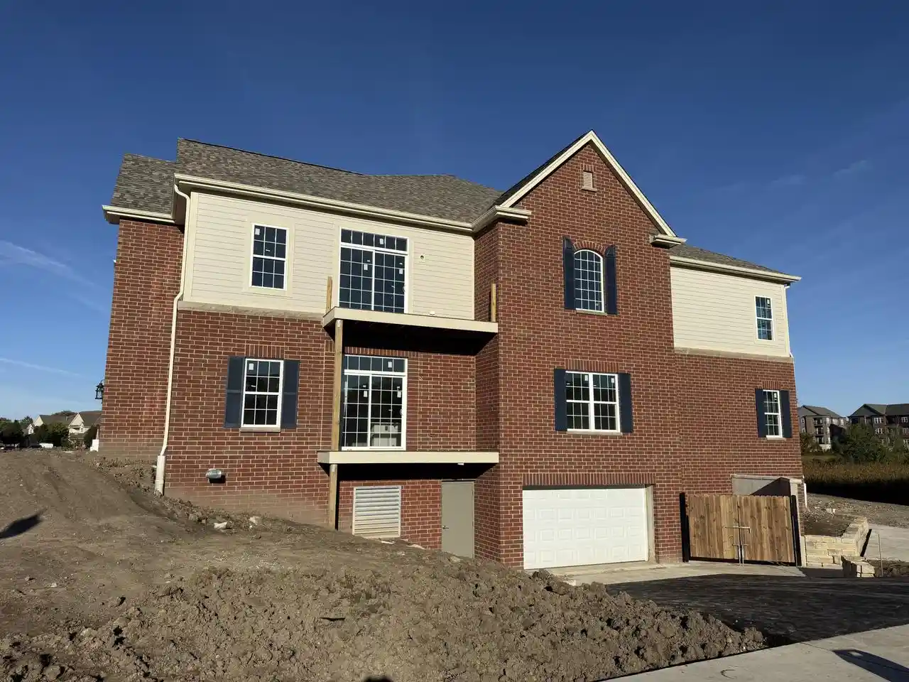 Photo 3 of Condo for sale at 2398 W Colonial Woods Dr #101, Oak Creek, WI 53154 | MLS# 1982379 | Listing updated on 2026-10-05