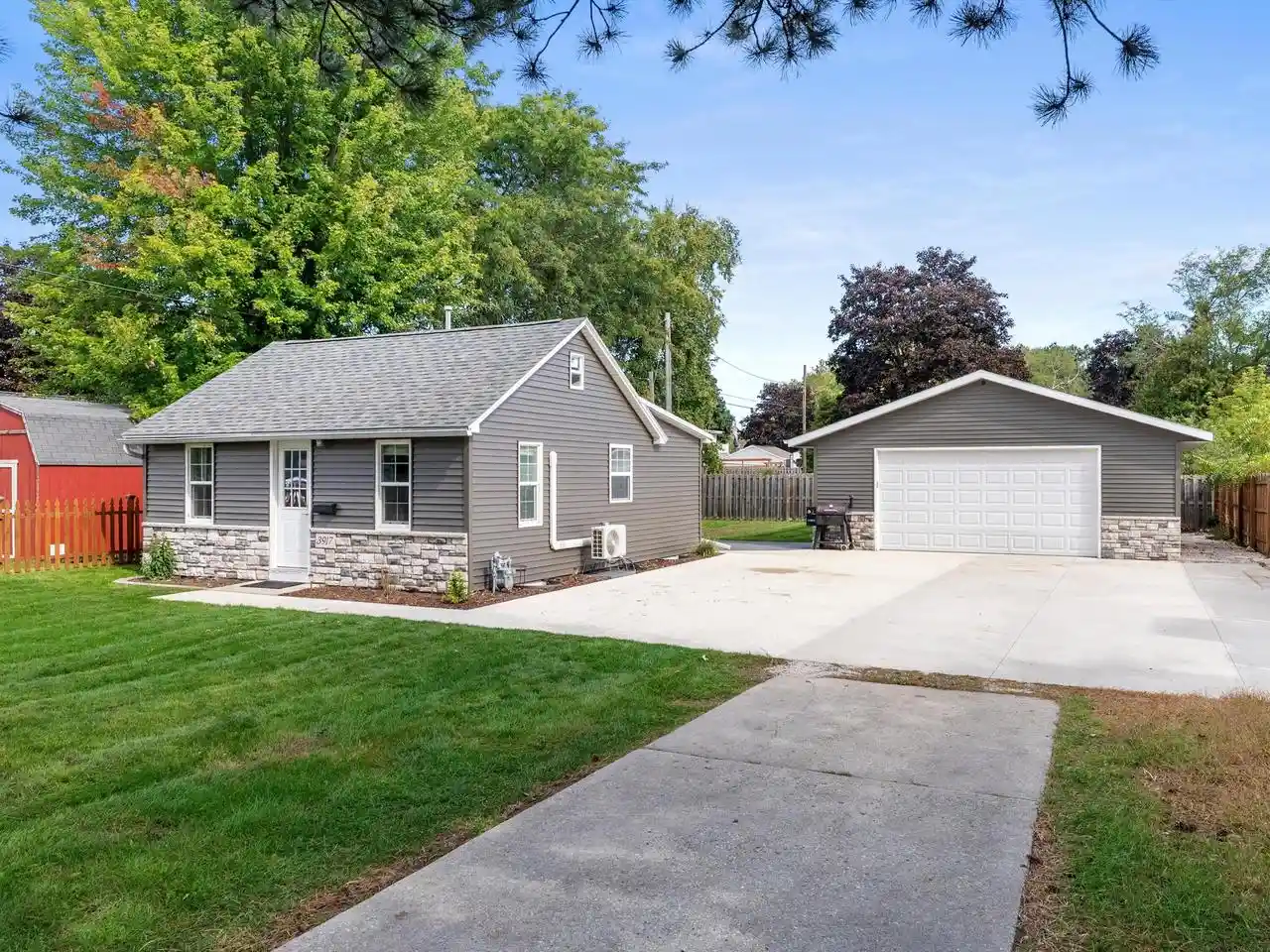 Photo 1 of Single family home for sale at 3917 Tannery Rd, Two Rivers, WI 54241 | MLS# 1982382 | Listing updated on 2026-10-01