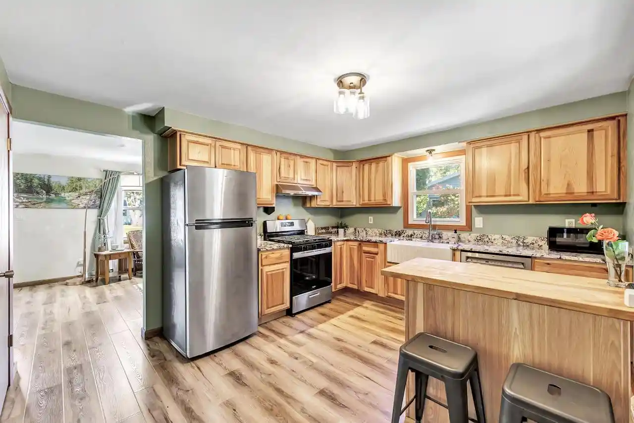 Photo 21 of Single family home for sale at 650 Memory Ave, Green Bay, WI 54301 | MLS# 50333333 | Listing updated on 2026-10-06