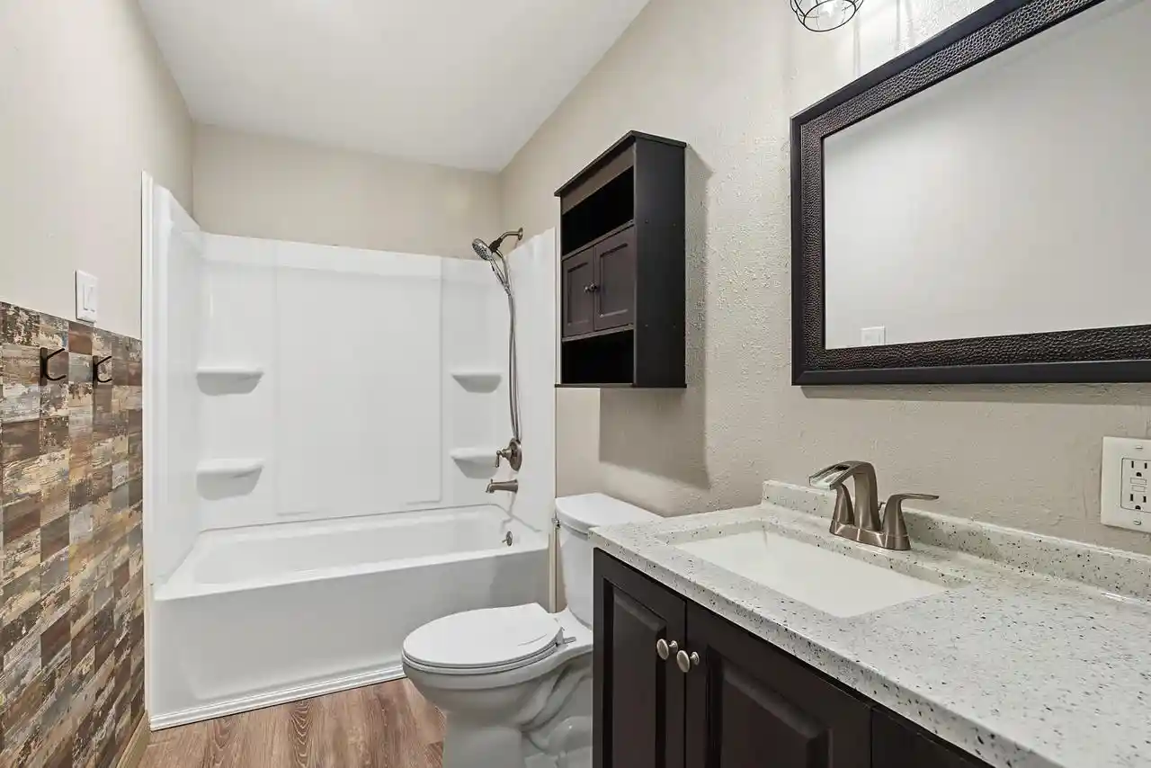 Photo 4 of Single family home for sale at 3500 Cliffside Dr, La Crosse, WI 54601 | MLS# 1982383 | Listing updated on 2026-09-30