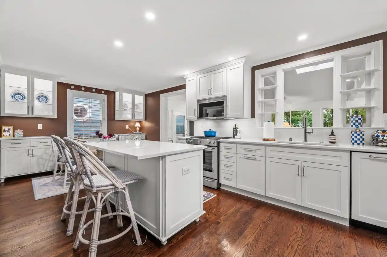 Photo 4 of Single family home for sale at 5259 N Kent Ave, Milwaukee, WI 53217 | MLS# 1982386 | Listing updated on 2026-10-08