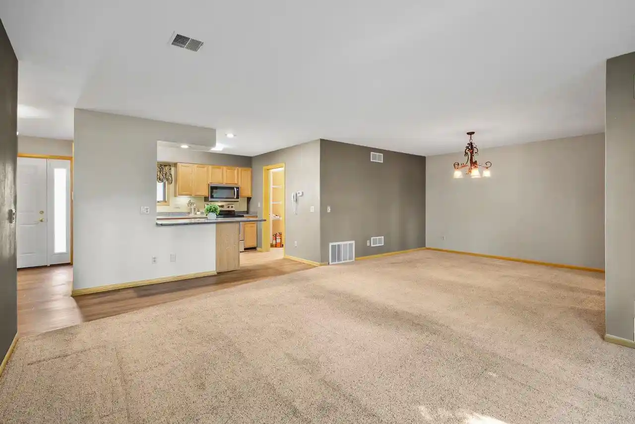 Photo 3 of Condo for sale at 7213 Saukdale Dr, Madison, WI 53717 | MLS# 2033571 | Listing updated on 2026-10-06