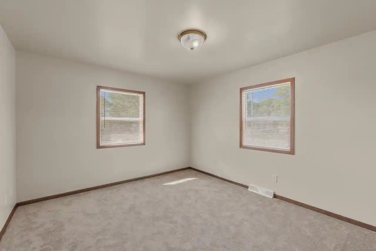 Photo 4 of Condo for sale at 1127 Schoenhaar Dr, West Bend, WI 53090 | MLS# 1982394 | Listing updated on 2026-10-07