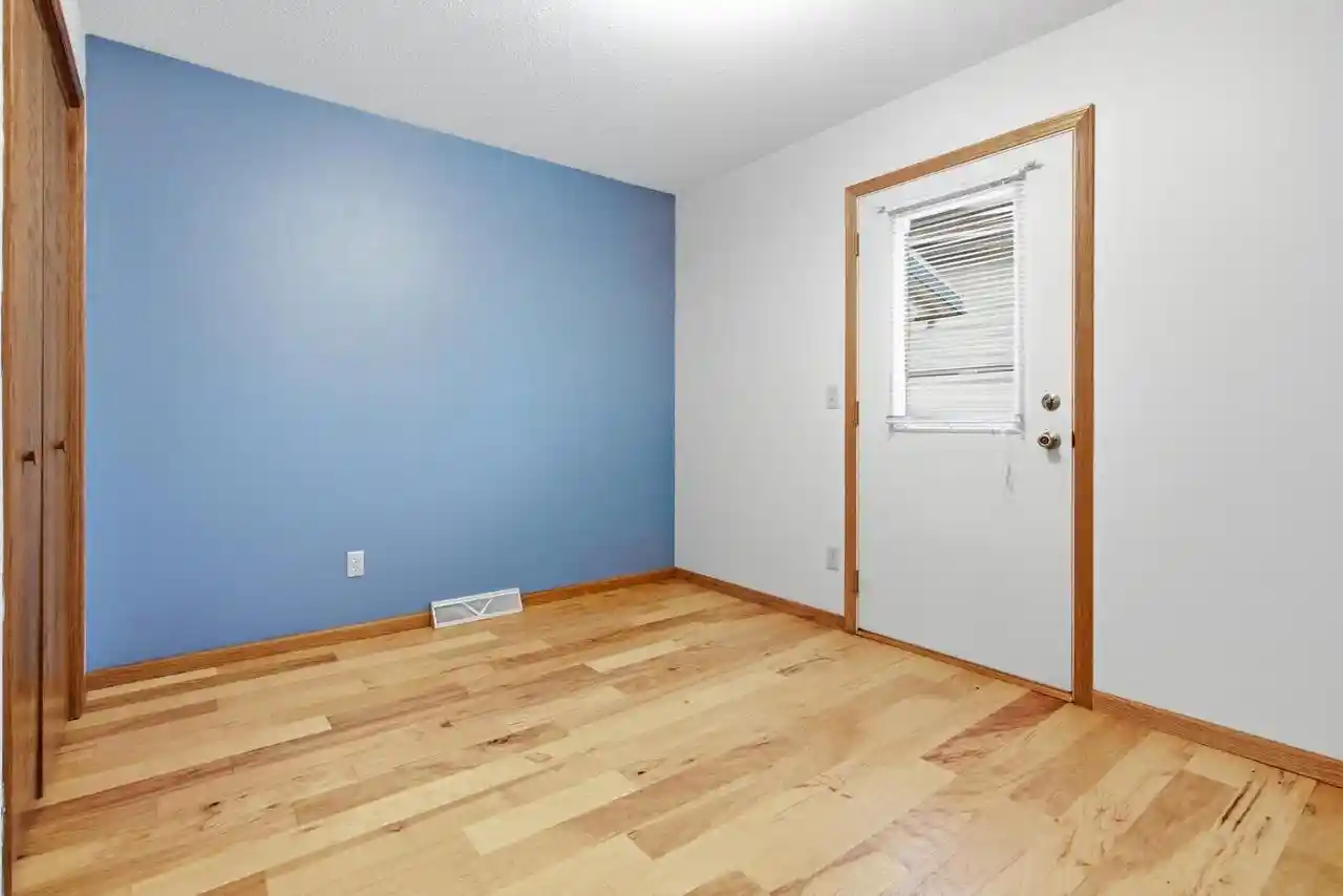 Photo 2 of Sale Pending at 3455 Woodbridge Ct, La Crosse, WI 54601 | MLS# 1982399 | Listing updated on 2026-09-28