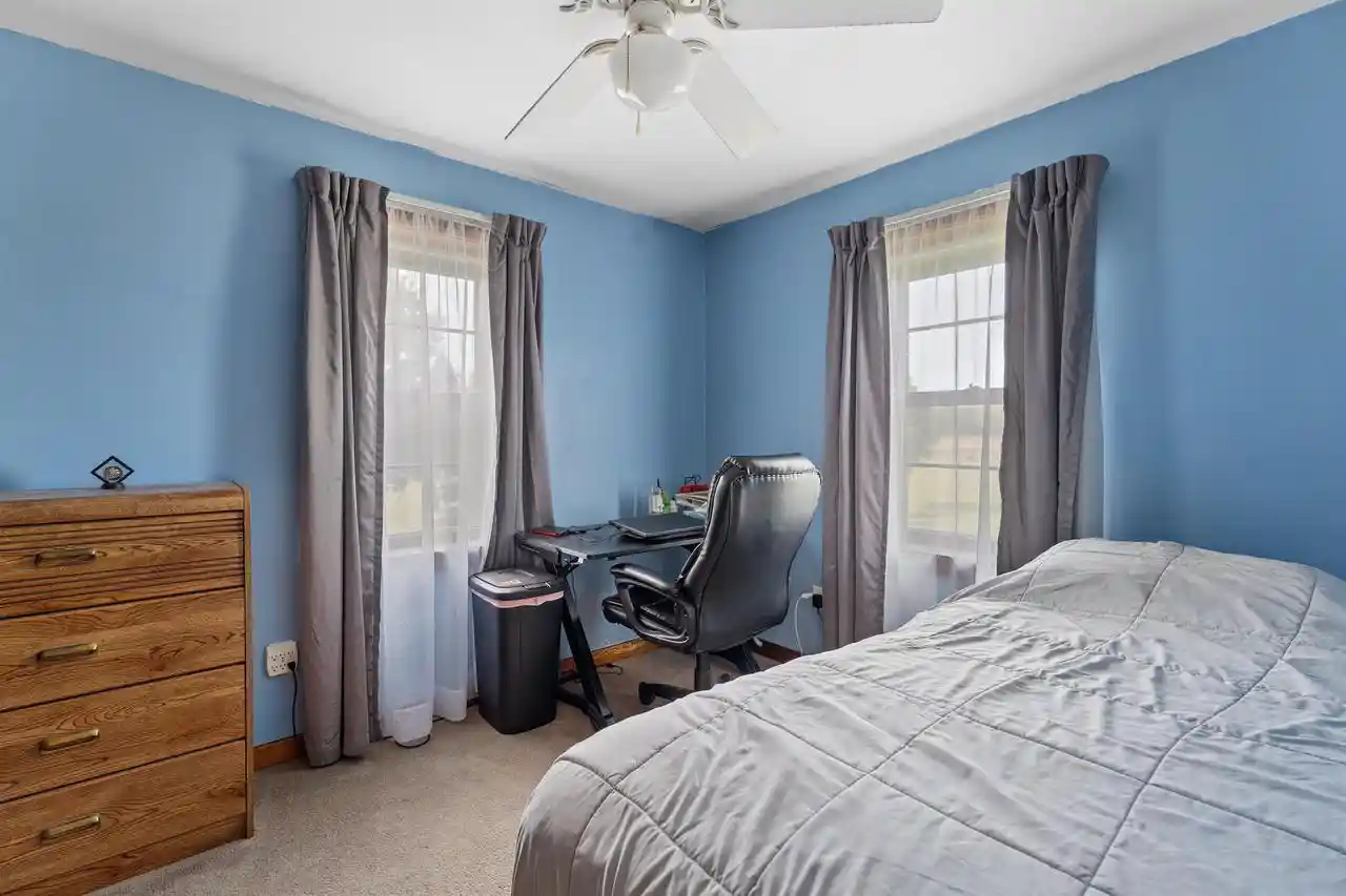 Photo 3 of Single family home for sale at 2562 Black Wolf Ave, Oshkosh, WI 54902 | MLS# 50333355 | Listing updated on 2026-10-03