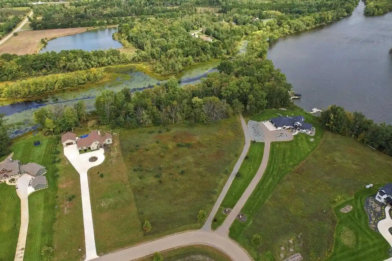 Photo 1 of Land for sale at 2135 Peninsula Pl, Junction City, WI 54443 | MLS# 22604802 | Listing updated on 2026-09-28