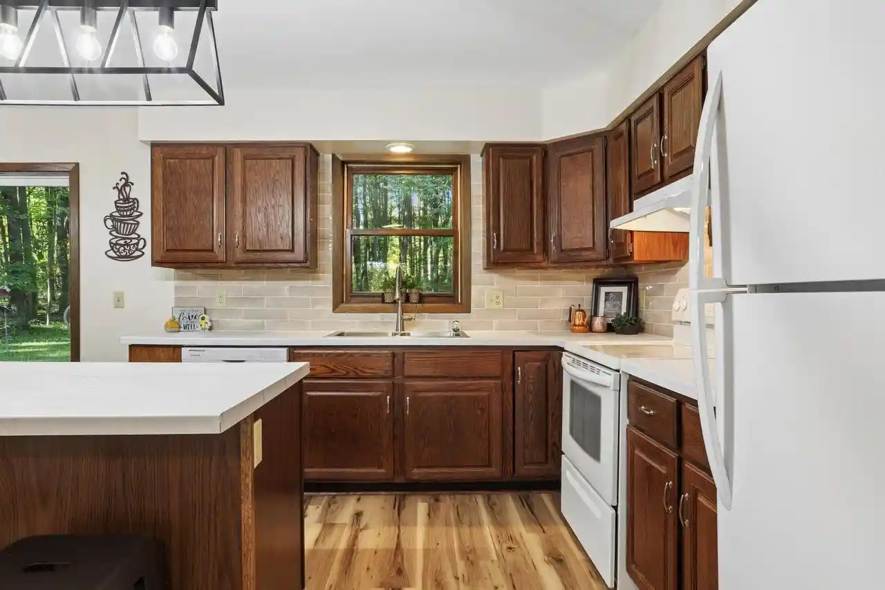 Photo 3 of Single family home for sale at 395 County Rd A N, Amherst Junction, WI 54407 | MLS# 50333337 | Listing updated on 2026-10-08