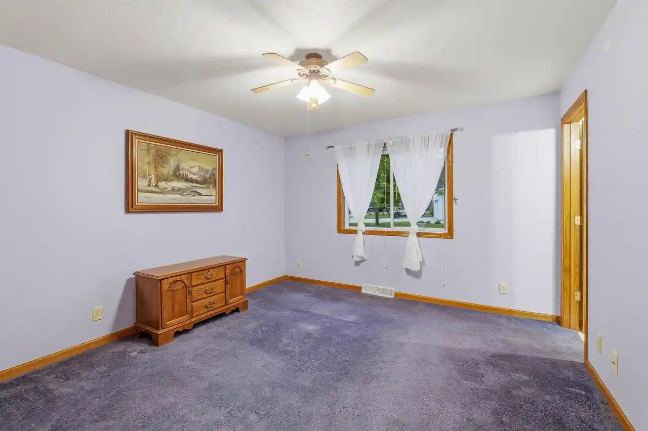 Photo 3 of Single family home for sale at 462 Rockrose Dr, Fond Du Lac, WI 54935 | MLS# 50333357 | Listing updated on 2026-10-06