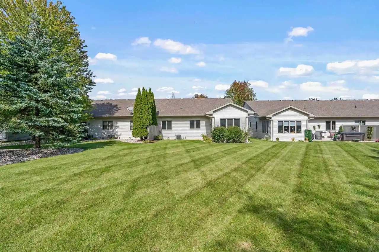 Photo 2 of Condo for sale at 1815 E Sylvan Ave, Appleton, WI 54915 | MLS# 50333358 | Listing updated on 2026-10-05
