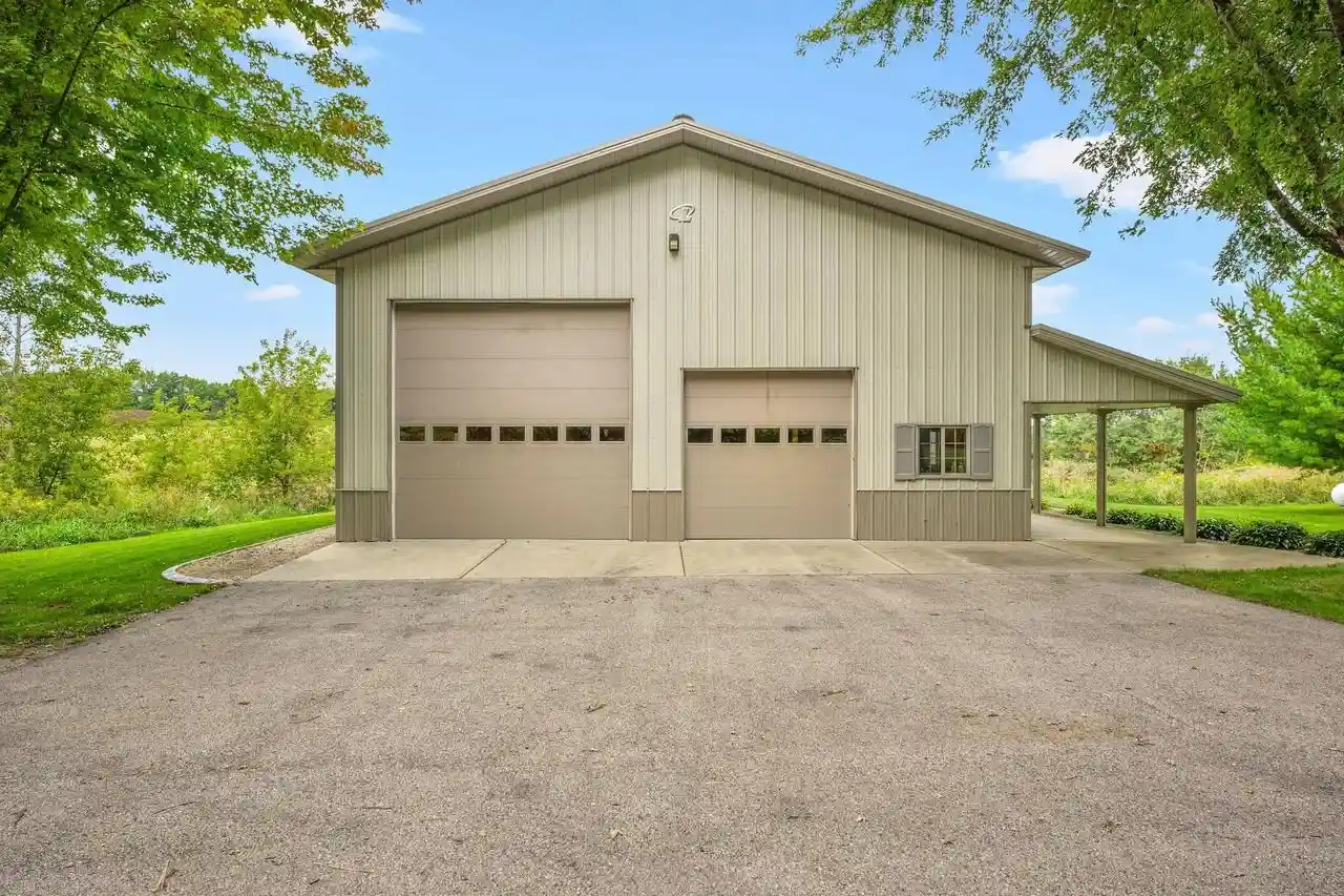 Photo 3 of Single family home for sale at 852 Canal Rd, Marshall, WI 53559 | MLS# 2033579 | Listing updated on 2026-09-29