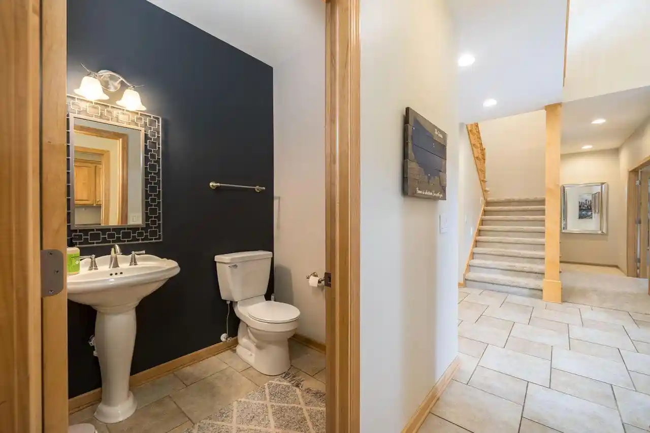 Photo 4 of Single family home for sale at W5664 Stone Hl Rd, La Crosse, WI 54601 | MLS# 1982443 | Listing updated on 2026-10-06
